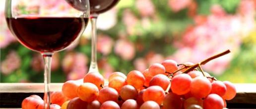 葡萄酒的“酸”、“甜”口感都来自什么物质？